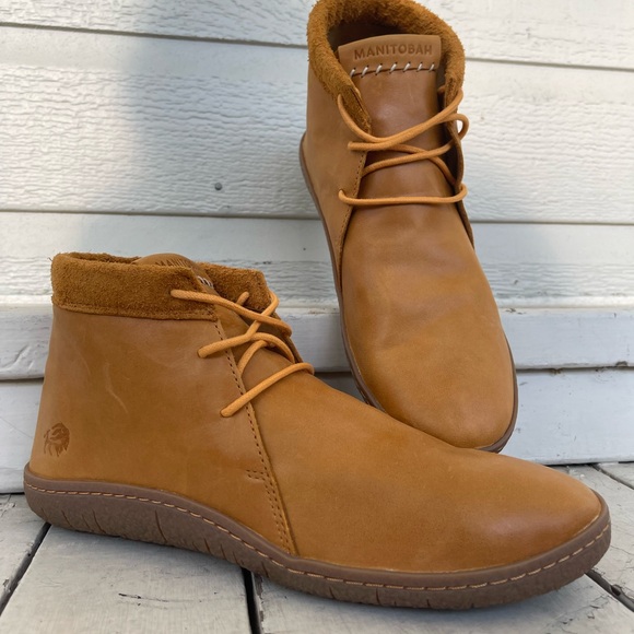 New! Manitobah booties - Picture 1 of 3